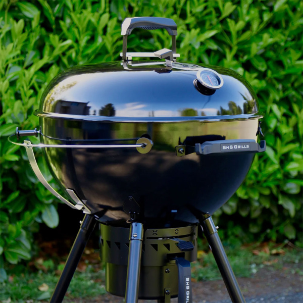 Угольный гриль-барбекю SnS Kettle Black Edition, grill с корзиной SnS, 57 см, черный